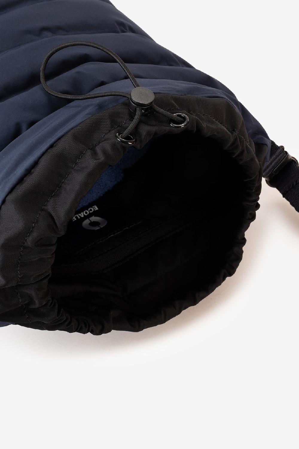 Ecoalf NAVY BLUE PAD BUCKET BAG Libre de impuestos