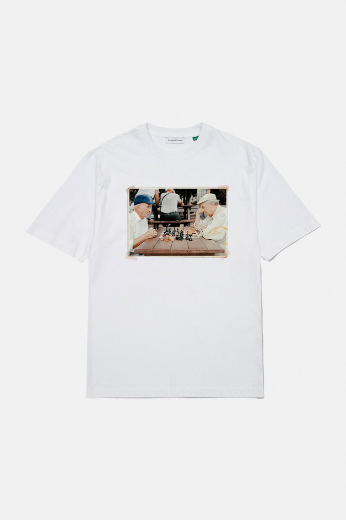 Edmmond studios CHESSMASTER WHITE