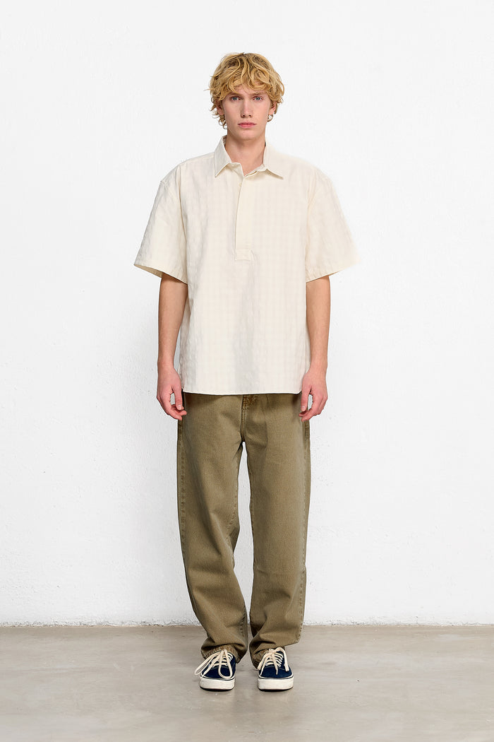 Edmmond studios GIORGOS SHORT SLEEVE OFF WHITE Liquidación