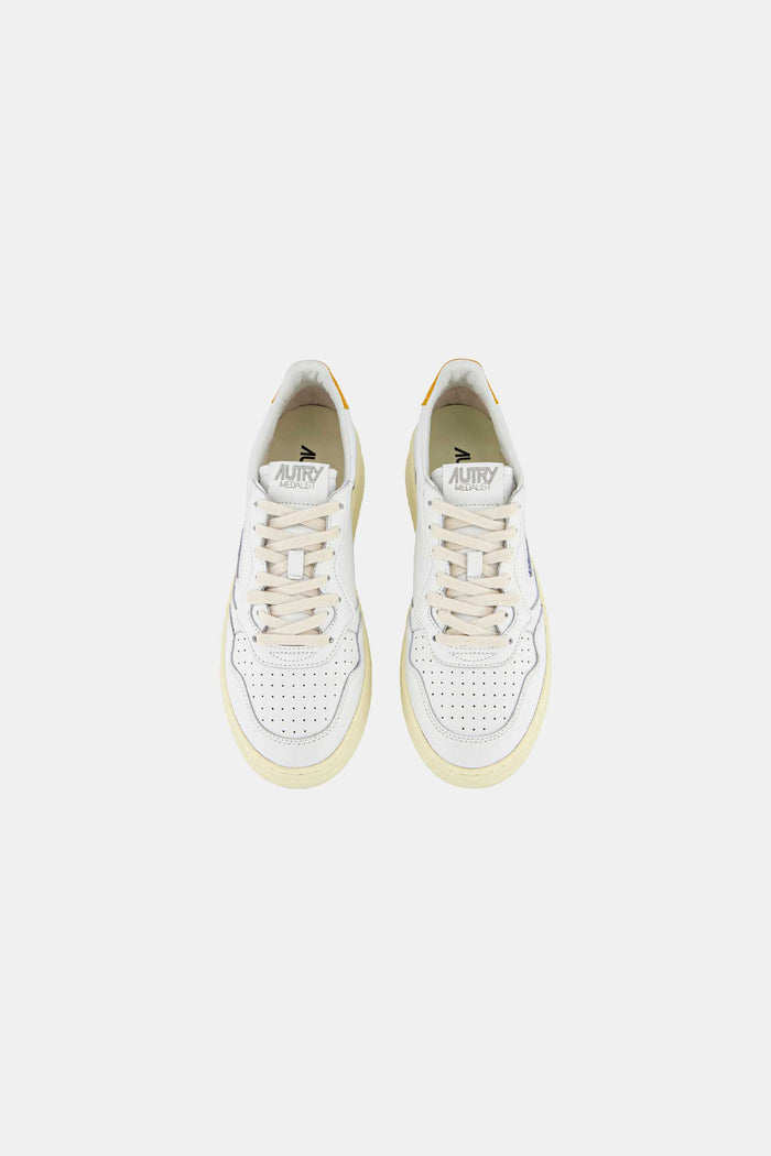 Edmmond studios AUTRY: MEDALIST LOW YELLOW Promoción trimestral