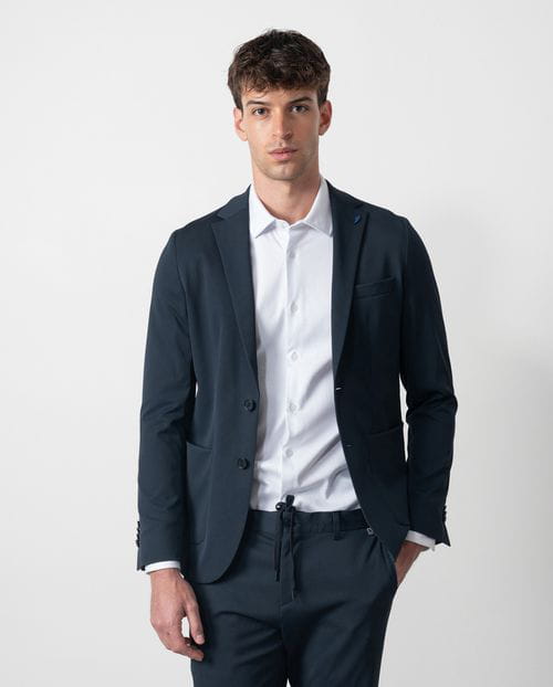 Etiem Americana desestructurada sin forro slim fit en tejido técnico elástico Devoluciones gratuitas