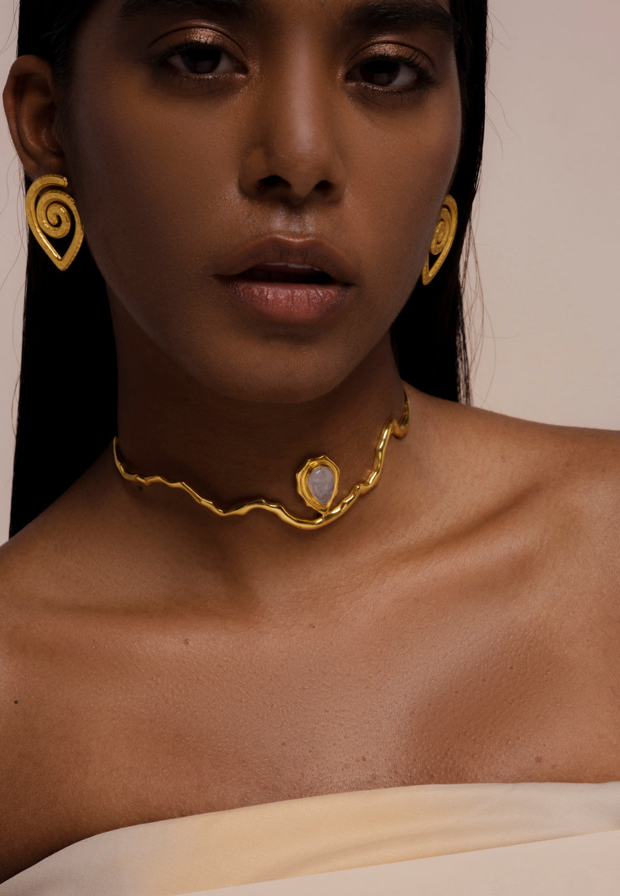 lavani Choker Gratitude Blanco Solo hoy