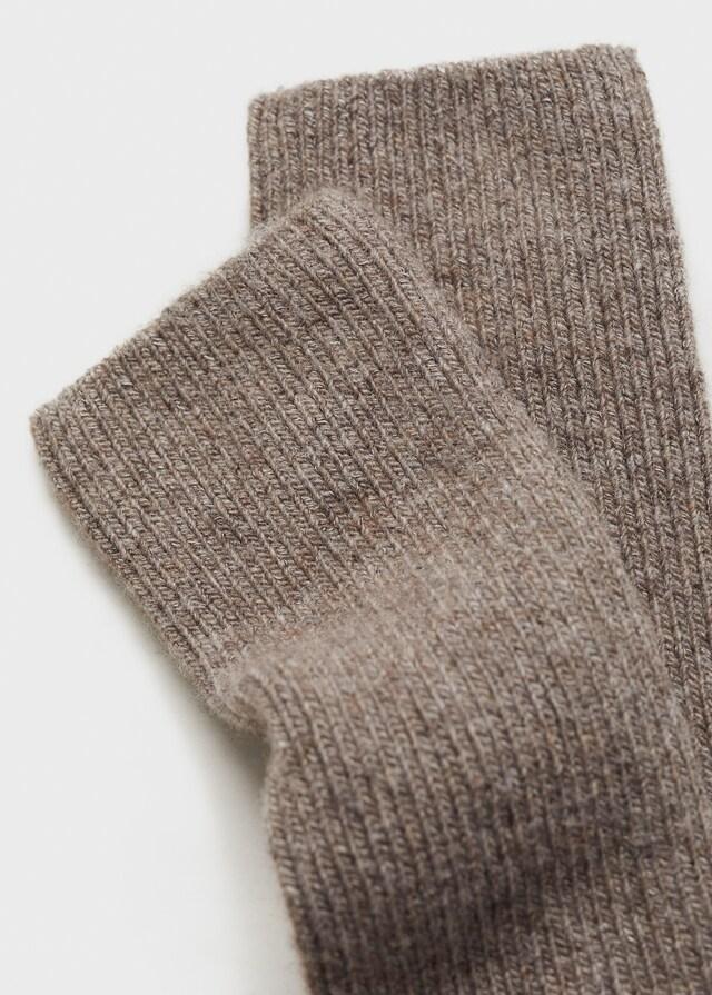 mango Calcetines canalé Precio ultrabajo