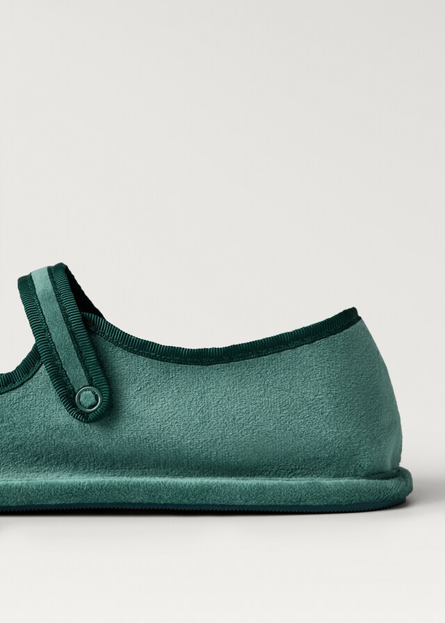mango Bailarinas velour con hebilla 2025