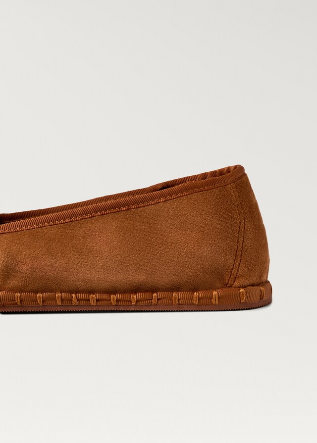 mango Zapatilla velour Outlet