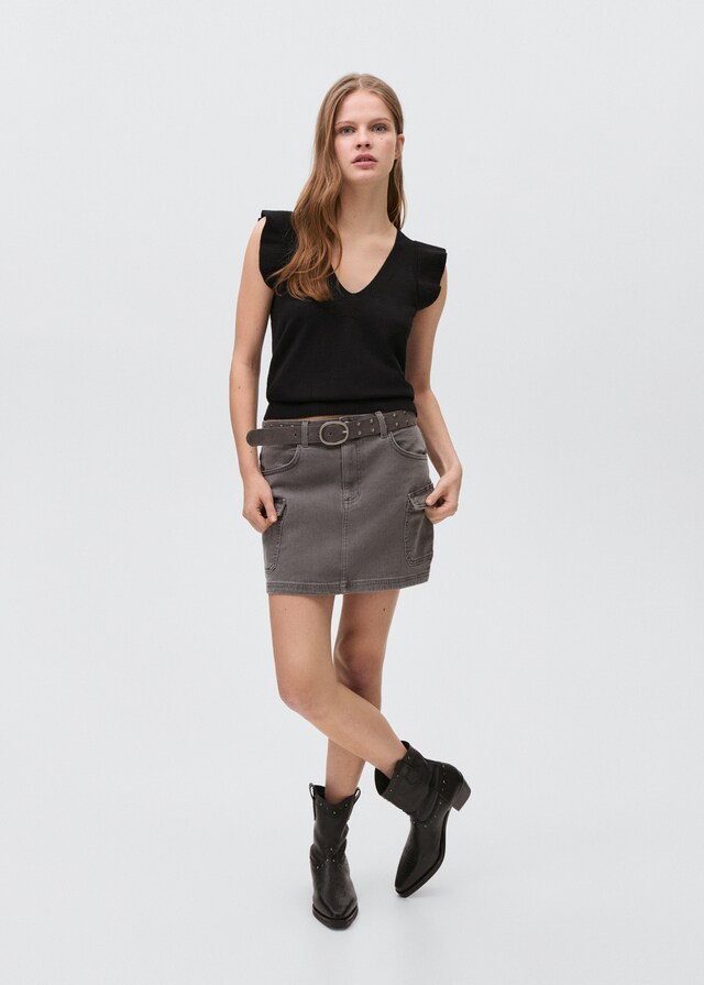 mango Top cuello pico 2025