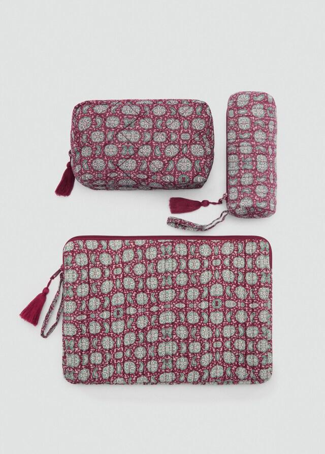 mango Funda portátil acolchada En oferta