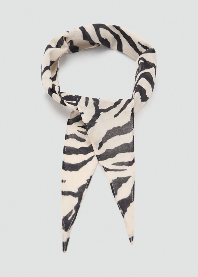 mango Pañuelo estampado animal Devoluciones gratuitas
