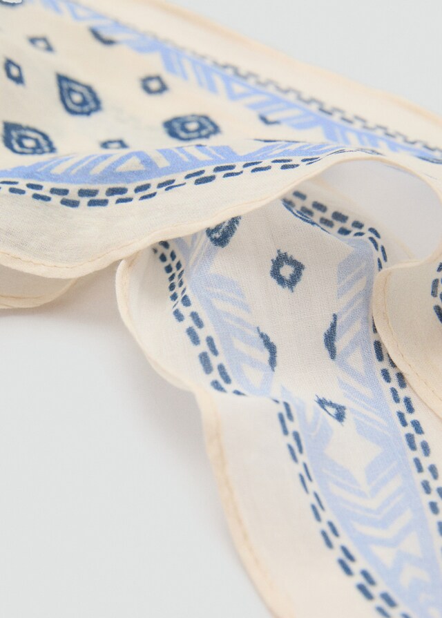 mango Pañuelo ikat