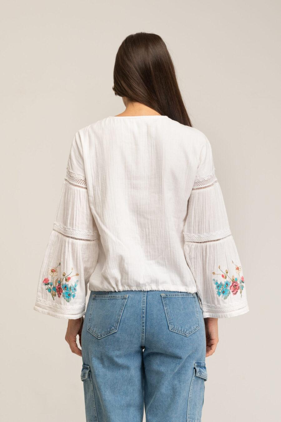 peace&love by calao BLUSA LISA BORDADA PR3092B Precio de fábrica