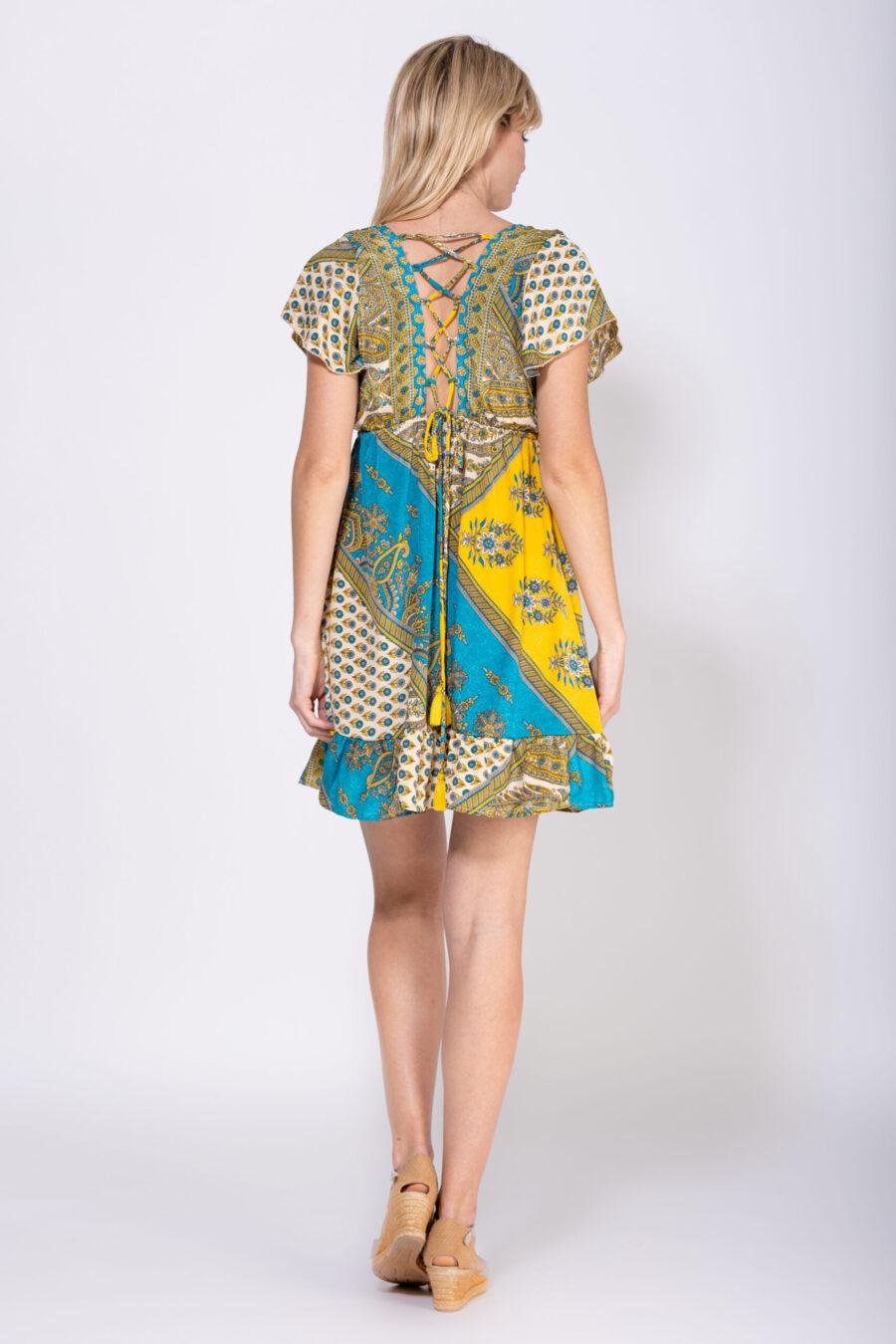 peace&love by calao VESTIDO CORTO CON MANGA CORTA Devoluciones gratuitas