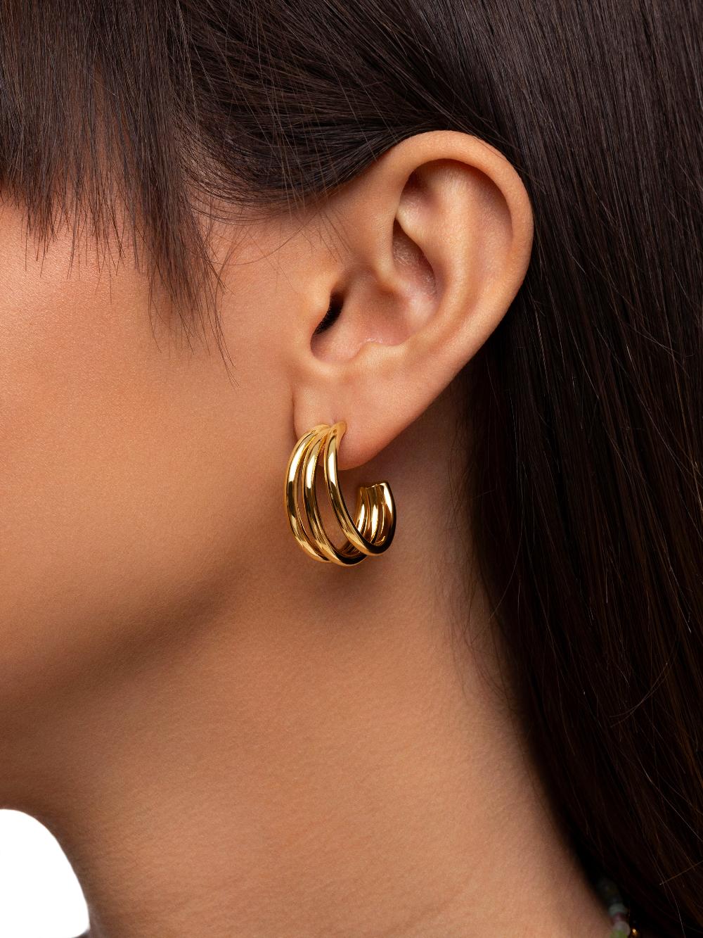singularu Pendientes Aro Triple Baño Oro Venta caliente