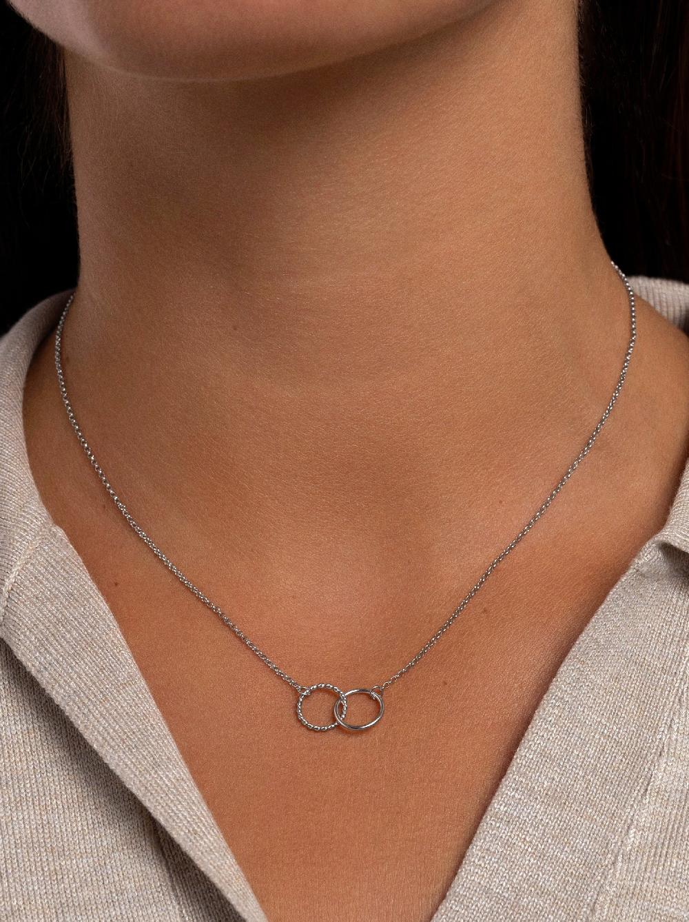singularu Collar Circles Twist Ofertas de temporada