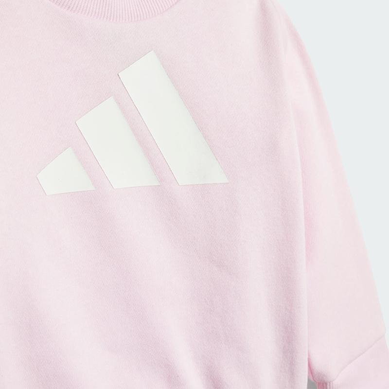 sinned x about you Chándal 'Essentials' ADIDAS SPORTSWEAR en Rosa Rosa Claro Limitado a 3 días