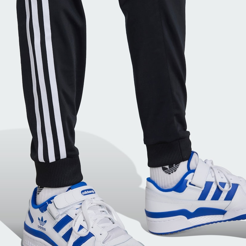 sinned x about you Tapered Pantalón 'Adicolor' ADIDAS ORIGINALS en Negro Descuentos del mes