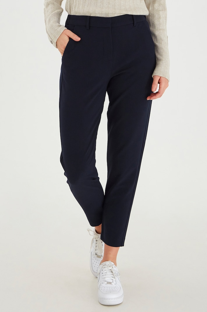 sinned x about you Slimfit Pantalón chino 'Danta' b.young en Marino Rebajas baratas