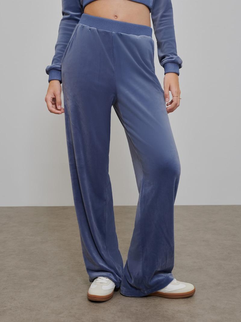 sinned x about you Loosefit Pantalón 'Candle Lite Glow' florence by mills exclusive for ABOUT YOU en Azul Violaceo Últimos 2 días