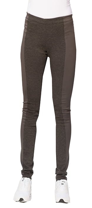 susana escribano Leggins perfectas con deportivas ÚLTIMAS EDICIONES