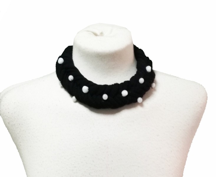 susana escribano Collar bicolor. Lisboa