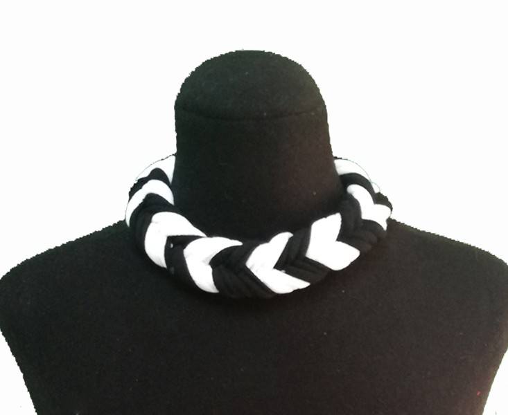 susana escribano Collar bicolor. Oslo