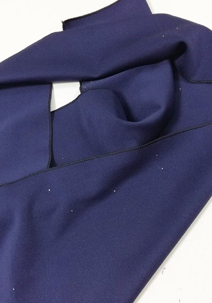 susana escribano Fular largo punto azul oscuro. Jupiter Ofertas