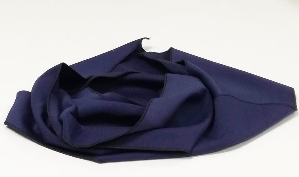 susana escribano Fular largo punto azul oscuro. Jupiter Ofertas