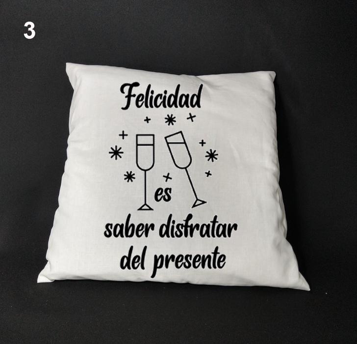 susana escribano Funda cojín 43×50 – Color Blanco. Cojin con dibujo Devoluciones gratuitas