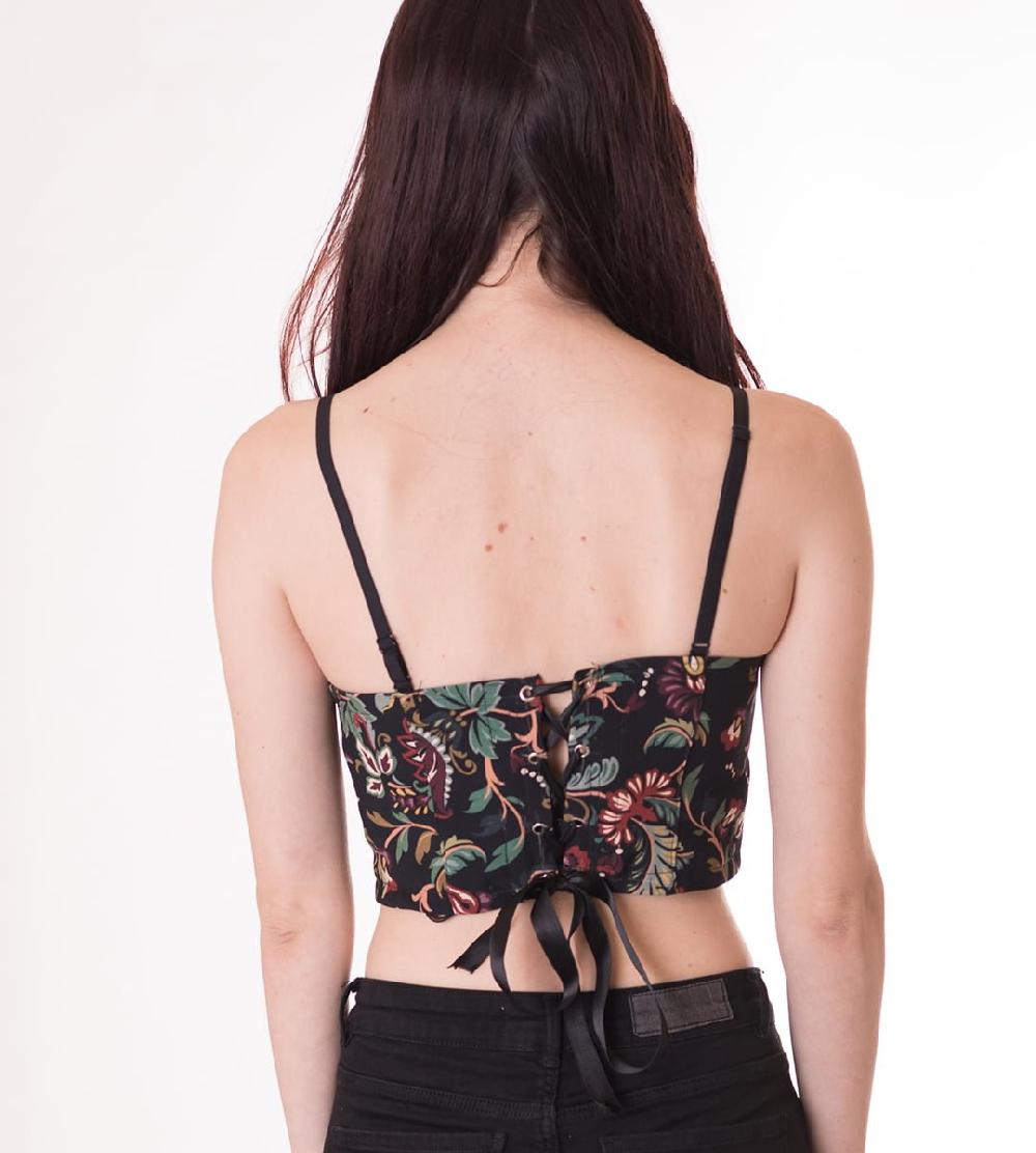 susana escribano Top crop con estampado floreado Solo hoy