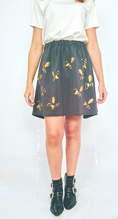 susana escribano Falda corta original moderna En oferta