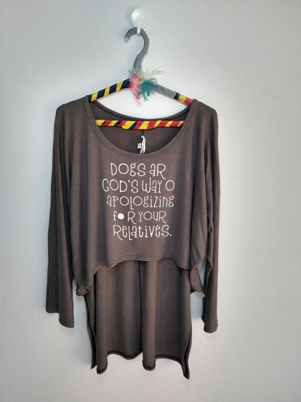 susana escribano Camiseta granate o gris de manga larga con frase Precio de fábrica