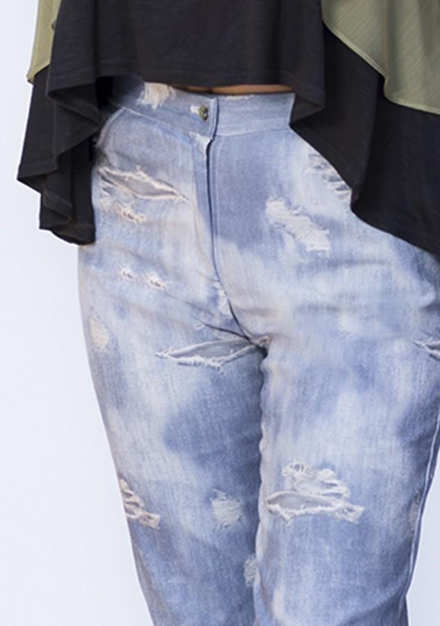 susana escribano Pantalon tejano. Imitacion rasgado