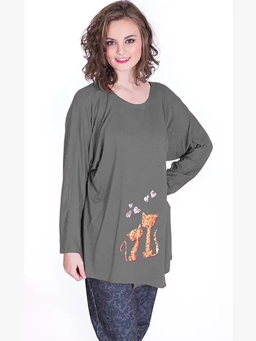 susana escribano Camiseta con doble delantero. Gatitos
