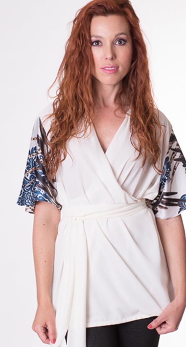 susana escribano Blusa de crep con cruce. Crudo Rebajas top