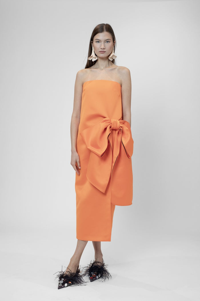 the 2nd skin co. Vestido midi sin tirantes con lazo Liquidación