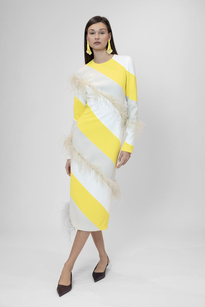 the 2nd skin co. Vestido bicolor de manga larga con aplicaciones de plumas Rebajas top