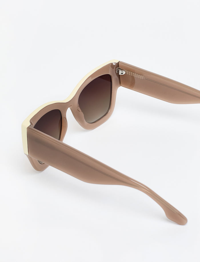 tiwi MAYFAIR Shiny Coconut Oferta exclusiva