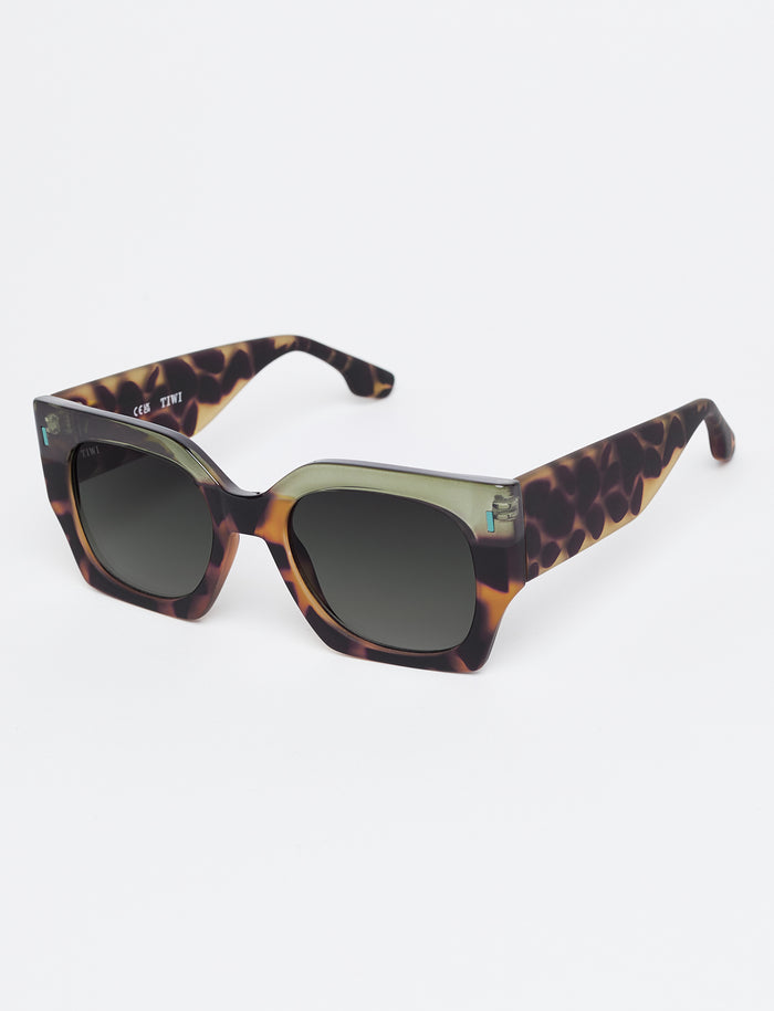 tiwi MATT Bicolor Green Tortoise/ Shiny Green En oferta