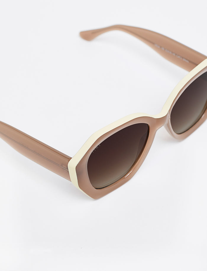 tiwi VEGA Shiny Coconut En oferta