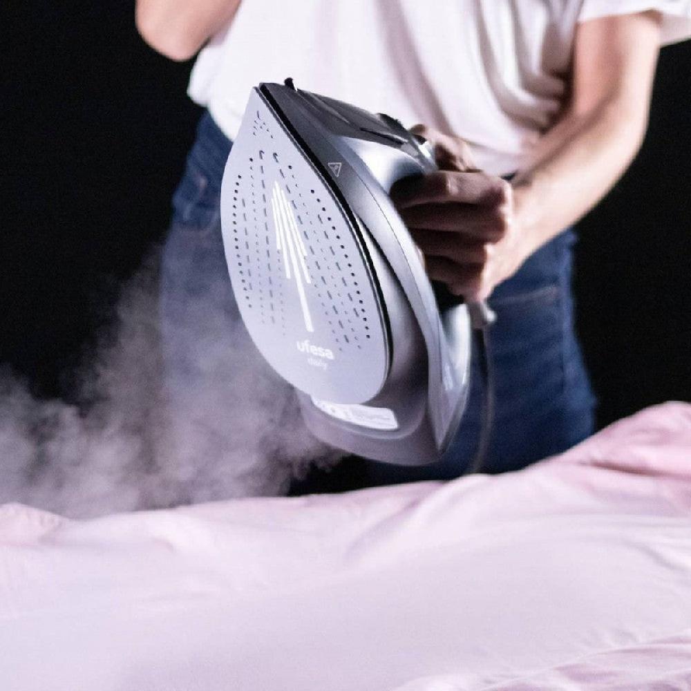 ufesa Plancha de vapor ligera PV1100C Daily Solo hoy