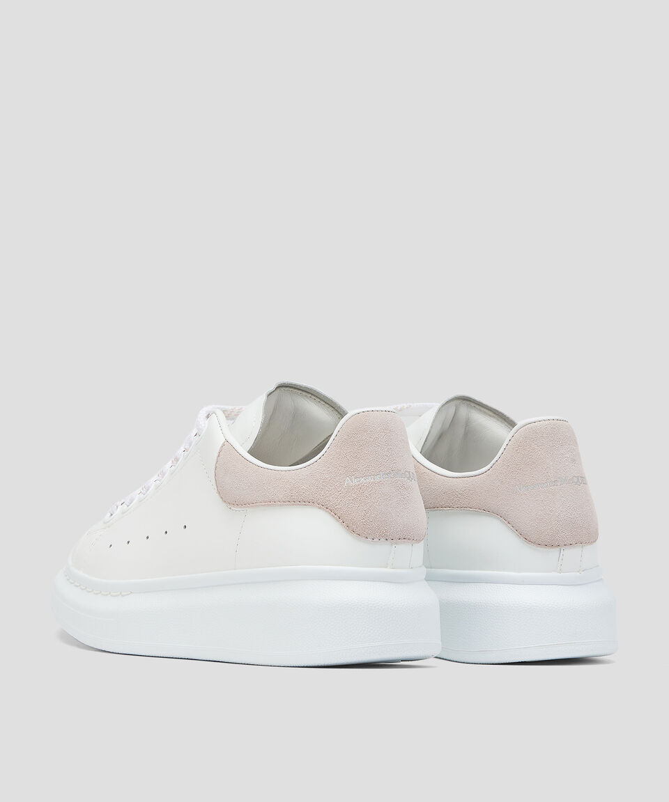McQueen Tenis casuales con plataforma Larry en piel blancos Mujer Solo queda un día