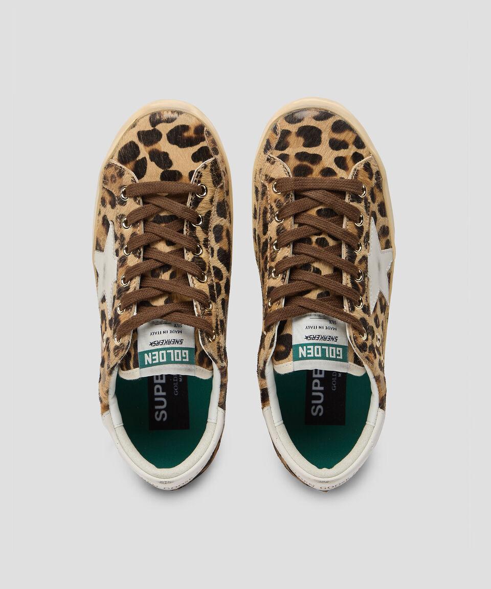 Golden Goose Deluxe Brand Tenis casuales Super-Star Classic en piel vacuna Mujer Envío internacional gratuito