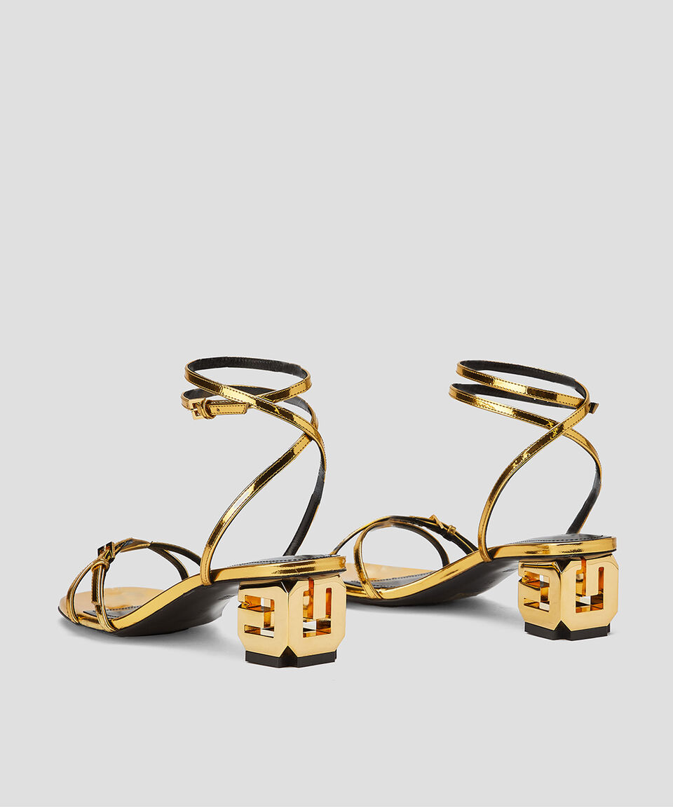 Givenchy Sandalias de tacón mediano cuadrado G Cube Strap en piel Mujer En oferta