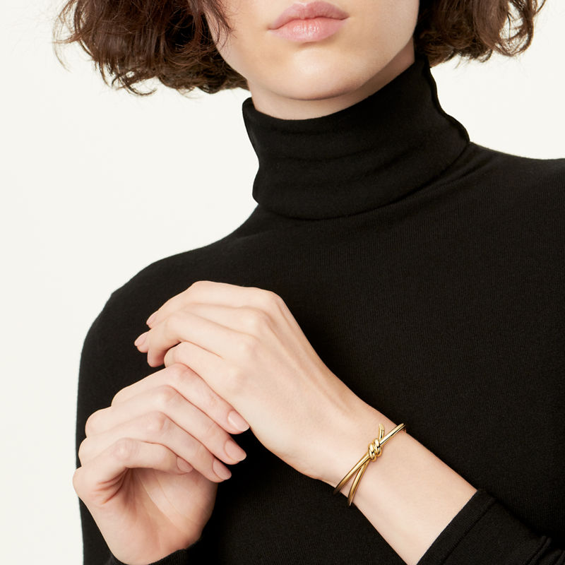 Tiffany & Co. Tiffany Knot Brazalete articulado de dos vueltas en oro amarillo Grandes descuentos