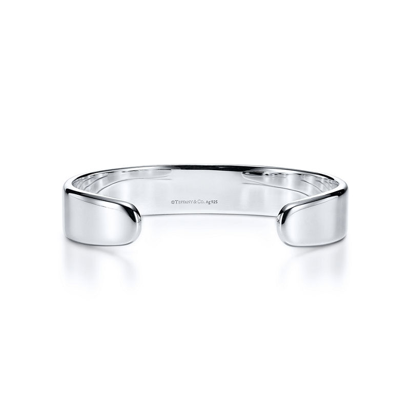 Tiffany & Co. Return to Tiffany™ Brazalete estrecho en plata de ley con diamantes Limitado a 3 días