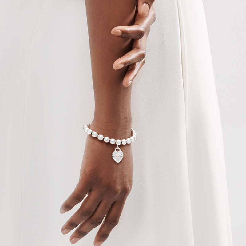 Tiffany & Co. Return to Tiffany™ Pulsera con insignia de corazón en plata 8 mm Descuentos del mes