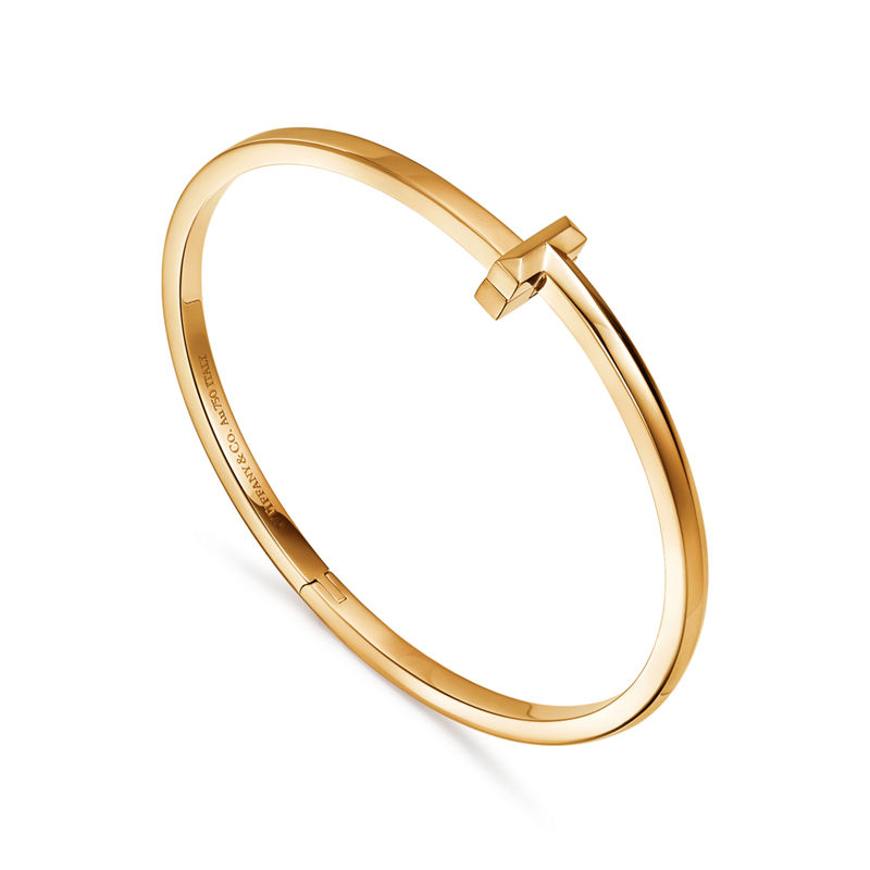 Tiffany & Co. Tiffany T T1 Pulsera con bisagra estrecha de oro amarillo Gran oferta