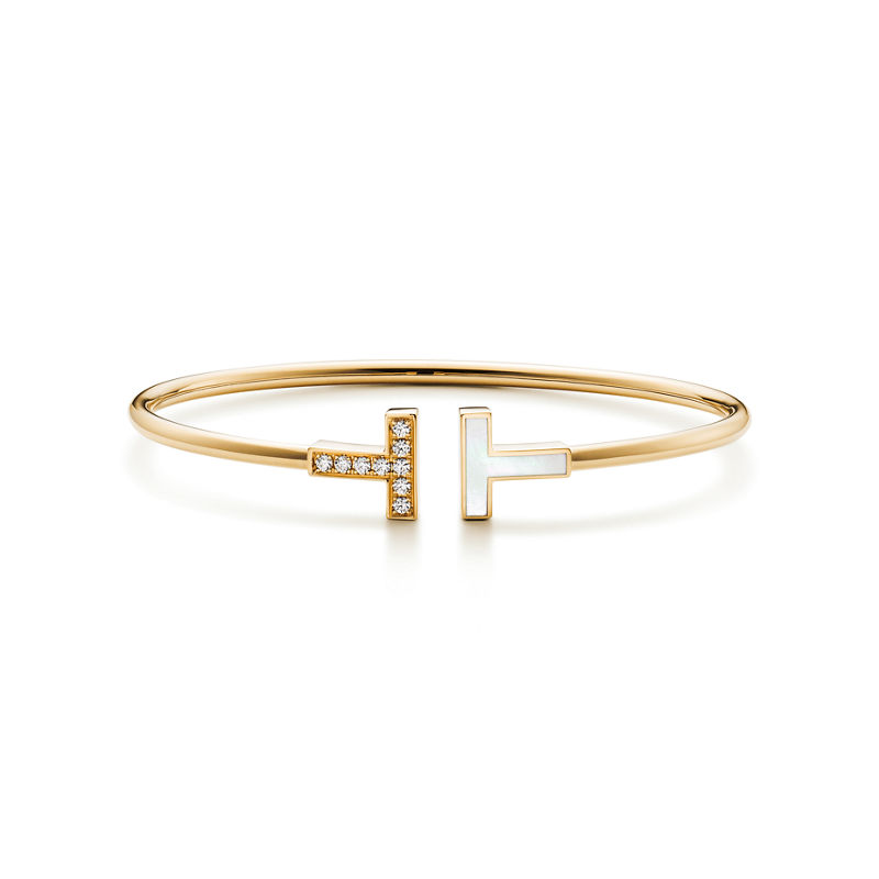 Tiffany & Co. Tiffany T Pulsera Wire de oro amarillo con nácar y diamantes
