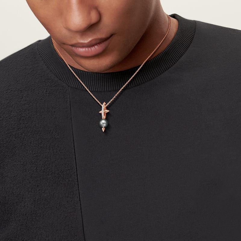 Tiffany & Co. Tiffany Titan by Pharrell Williams Colgante de perla de Tahití y oro con diamantes Descuentos del mes
