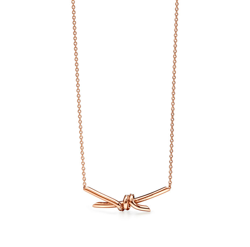Tiffany & Co. Tiffany Knot Colgante en oro rosa con diamantes Tienda