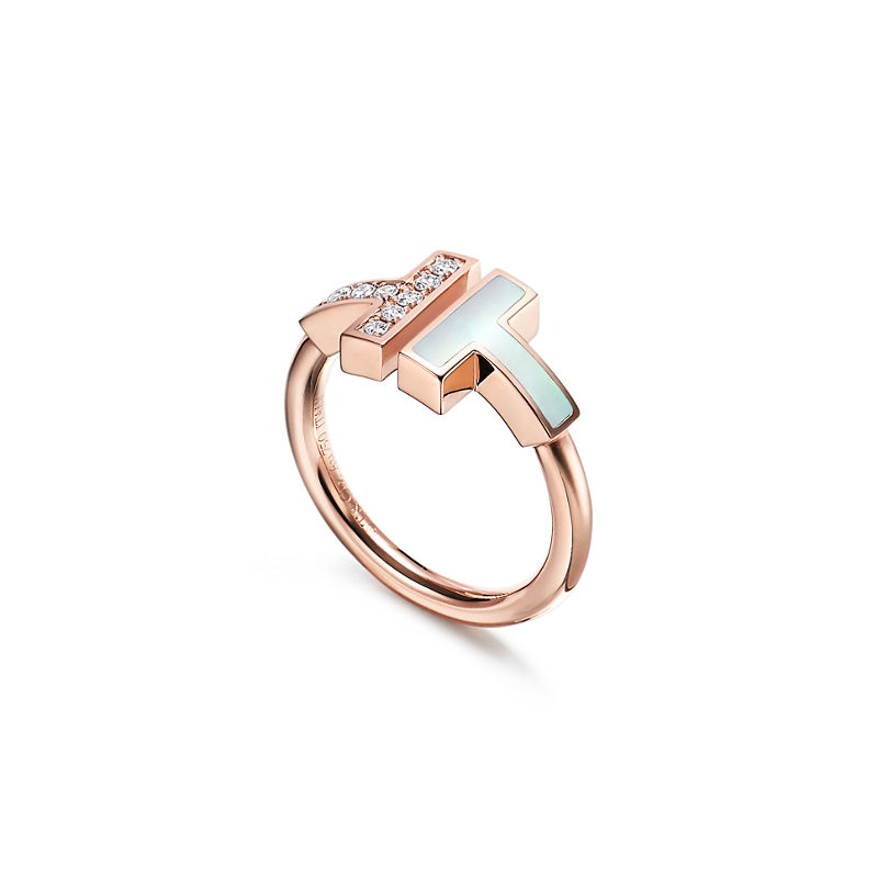 Tiffany & Co. Tiffany T Anillo Wire de oro rosa con diamantes y nácar COMPRAR AHORA